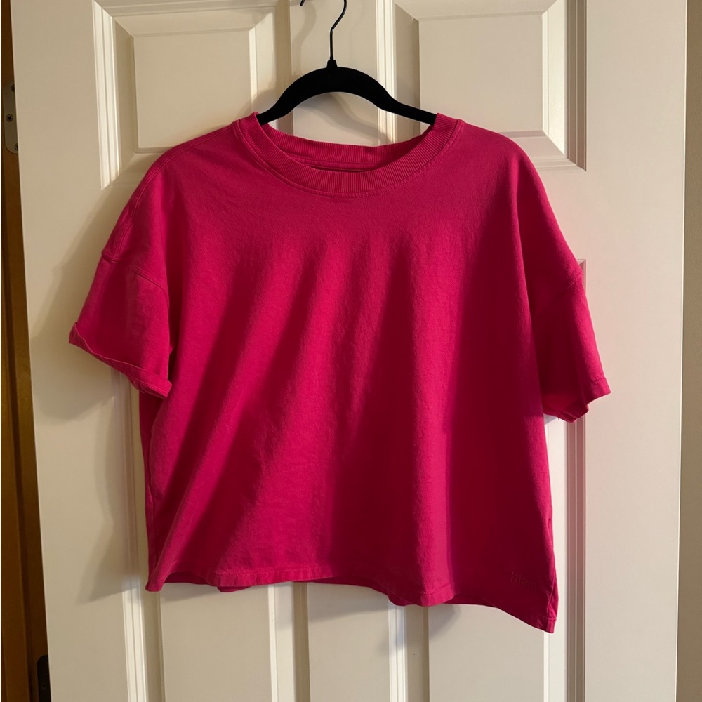 Calvin Klein Fuchsia Short Sleeve Tee